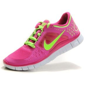 🏃🏽‍♀️Nike Free Run 3.0 Sneakers🏃🏽‍♀️